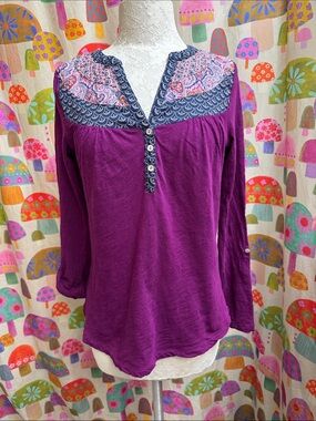Akemi & Kin L/S  Bohemian Shirt. Small